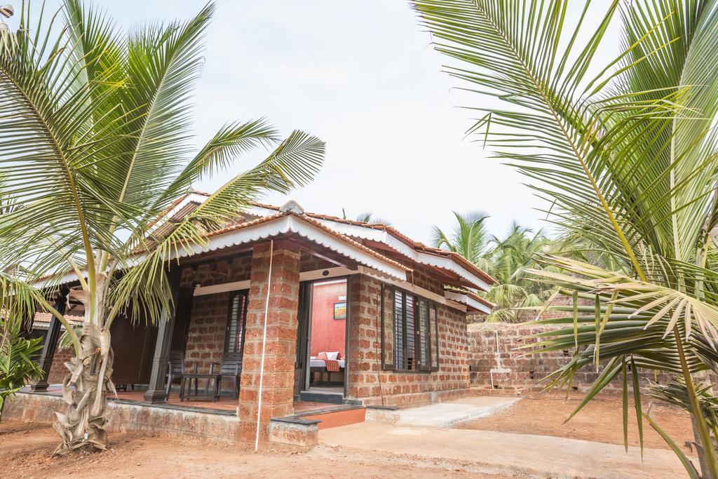 Beachfront Villas Ganpatipule Exterior photo